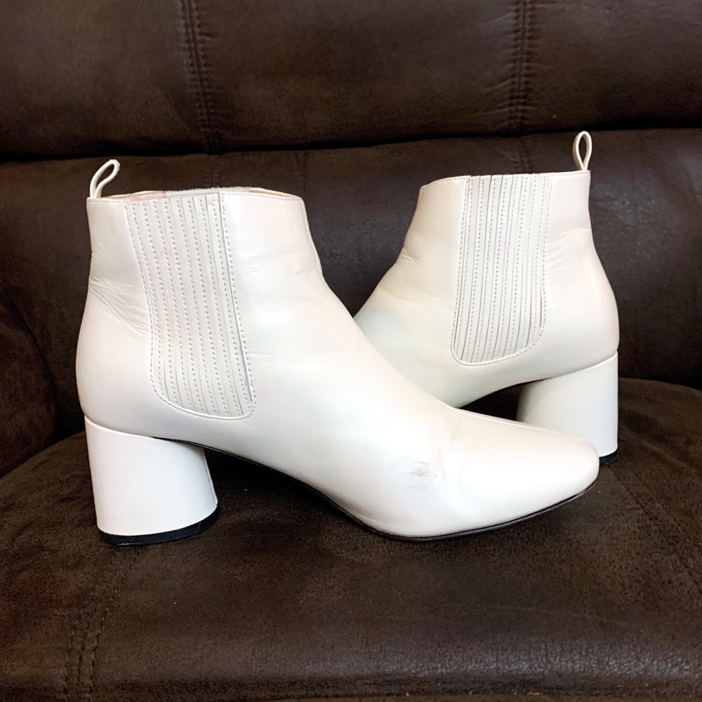 Marc Jacobs White Ankle Boots Chunky Heel size 5